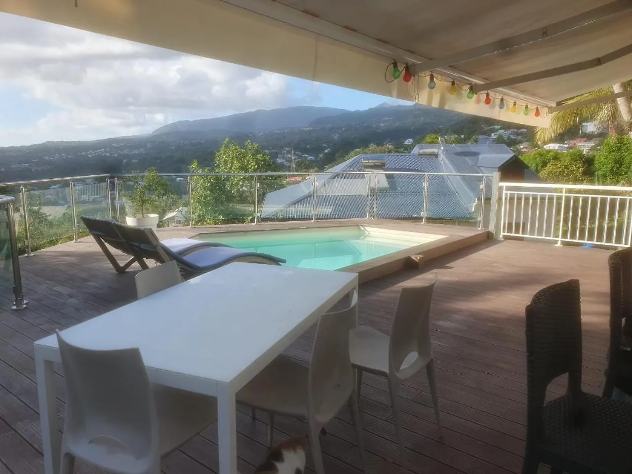 Daire Bel Appartement Avec Piscine Privee Et Vue Exceptionnelle Gourbeyre