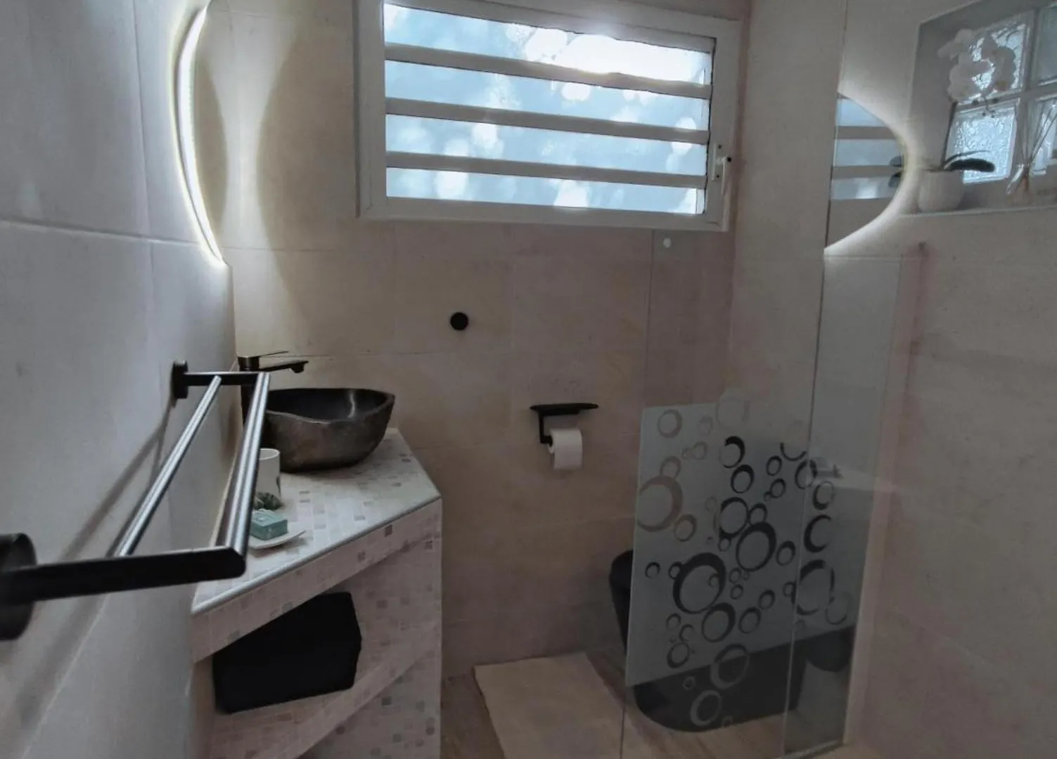 Bel Appartement Avec Piscine Privee Et Vue Exceptionnelle Gourbeyre 0*,  Guadeloupe