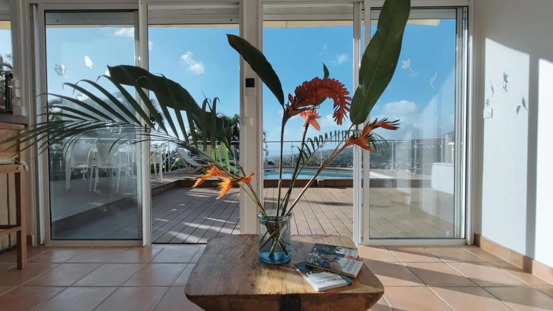Bel Appartement Avec Piscine Privee Et Vue Exceptionnelle Gourbeyre 0*,  Guadeloupe