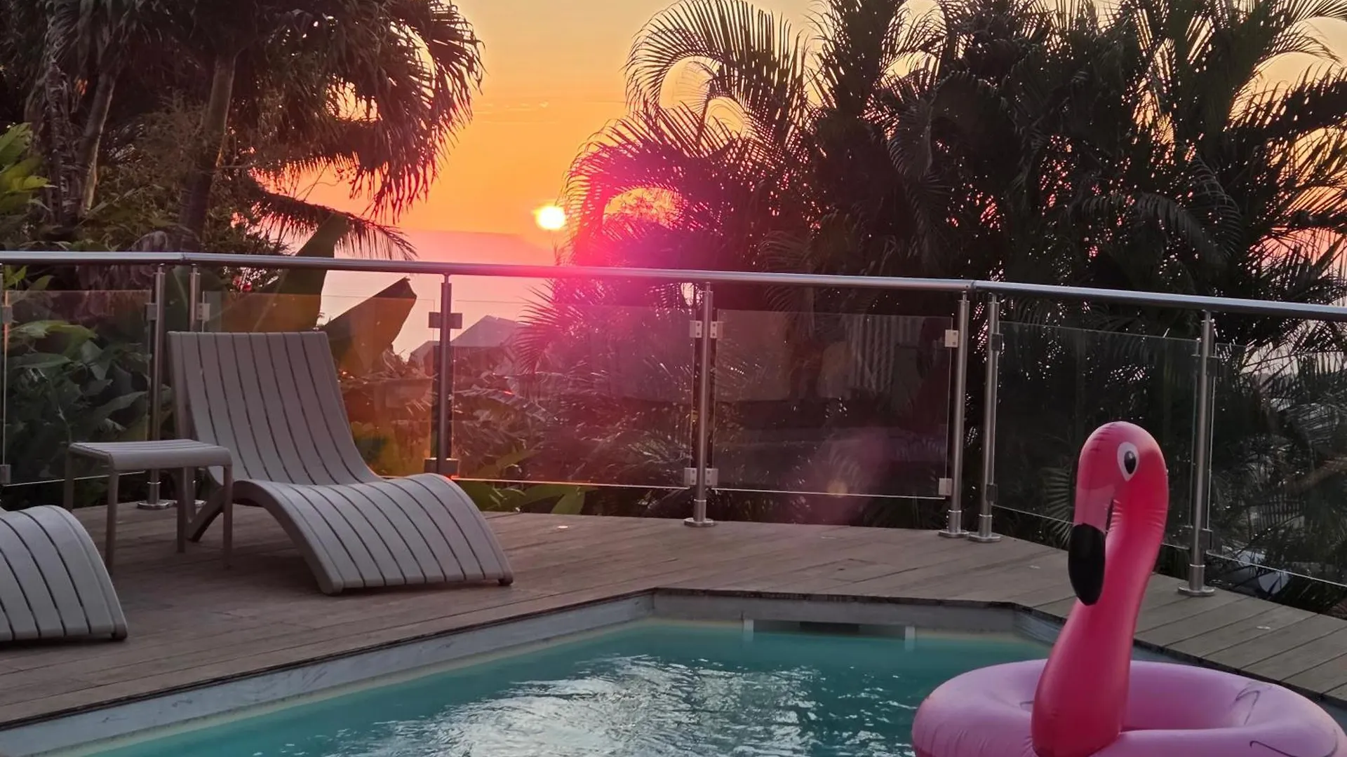 Bel Appartement Avec Piscine Privee Et Vue Exceptionnelle Gourbeyre 0*,
